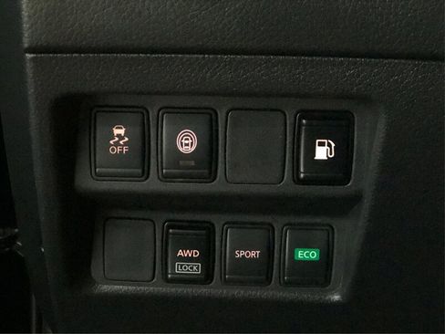 Used 2020 Nissan Rogue S AWD/4WD image 24