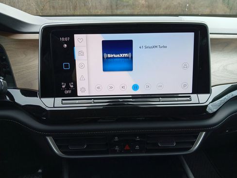 New 2026 Volkswagen Atlas SE image 18