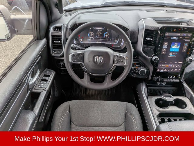 Used 2025 RAM 1500 Big Horn AWD/4WD image 15