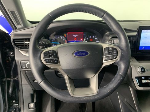 Used 2020 Ford Explorer XLT RWD image 21