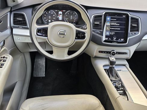 Used 2017 Volvo XC90 T6 Momentum w/ Vision Package AWD/4WD image 12