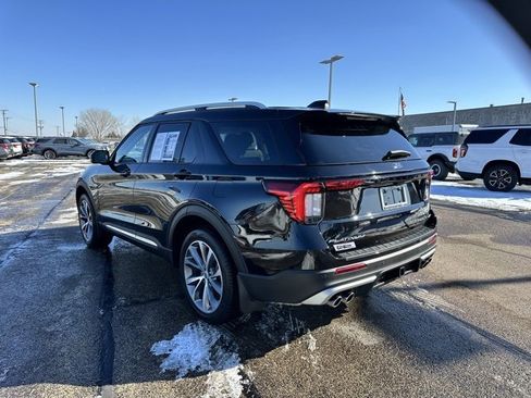 Used 2025 Ford Explorer Platinum w/ Ultimate Package image 4