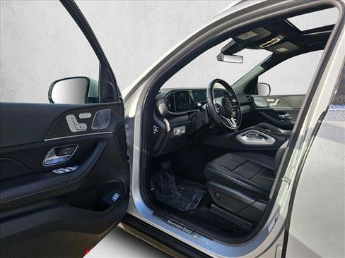 Used 2020 Mercedes-Benz GLE 350 4MATIC w/ Premium Package image 18