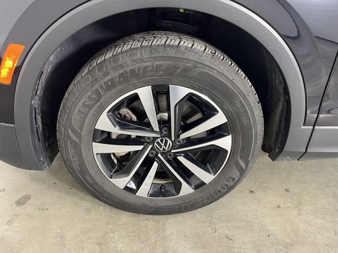 Certified 2023 Volkswagen Tiguan S image 24