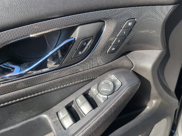 Used 2022 Chevrolet Traverse Premier w/ LPO, Floor Liner Package FWD image 16