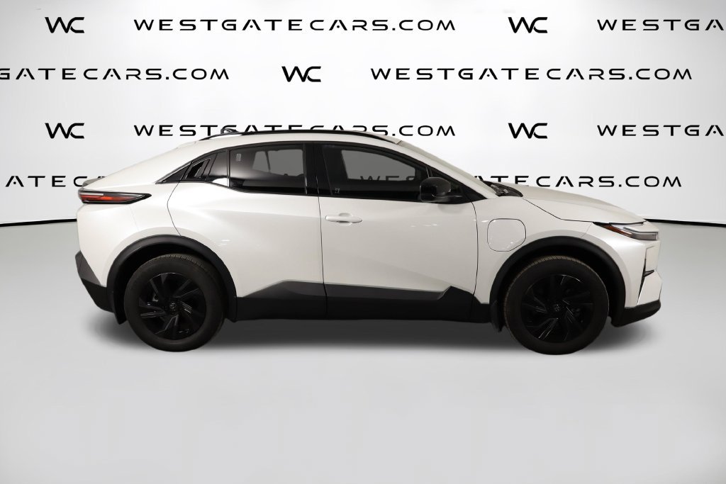 Used 2026 Toyota C-HR AWD/4WD image 49