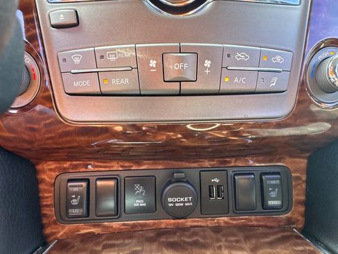 Used 2020 Nissan Armada SL w/ Premium Package AWD/4WD image 25