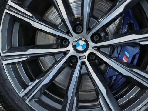 Used 2023 BMW X6 M50i w/ Executive Package image 27