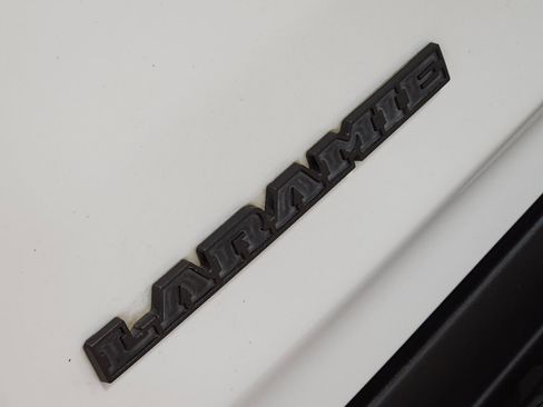 Used 2022 RAM 1500 Laramie AWD/4WD image 28