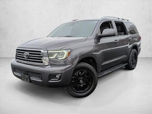 Used 2019 Toyota Sequoia SR5 w/ Premium Package image 1