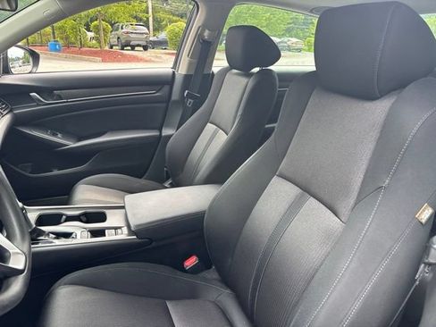 Used 2018 Honda Accord EX image 13