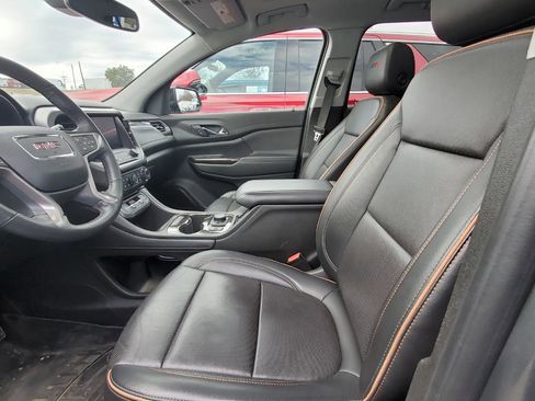 Used 2023 GMC Acadia AT4 w/ Technology Package image 3