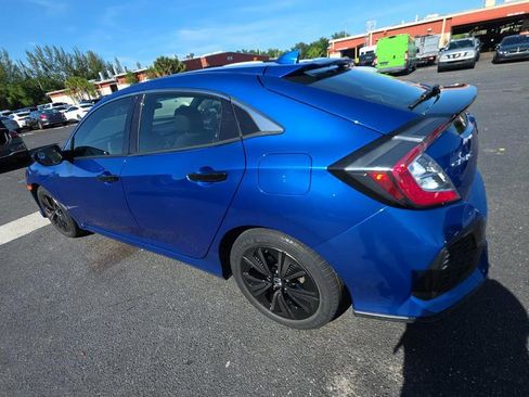 Used 2018 Honda Civic EX image 4