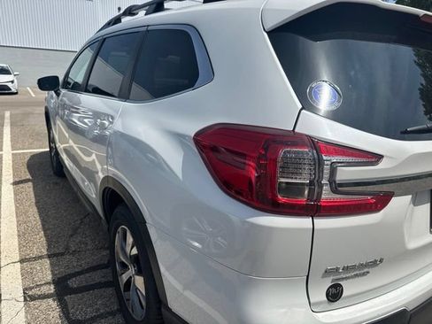Used 2023 Subaru Ascent Premium w/ Convenience Package AWD/4WD image 6