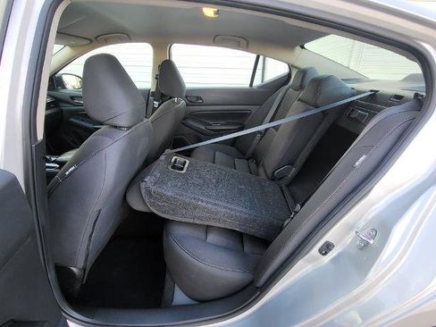 Used 2024 Nissan Altima 2.5 SV image 24