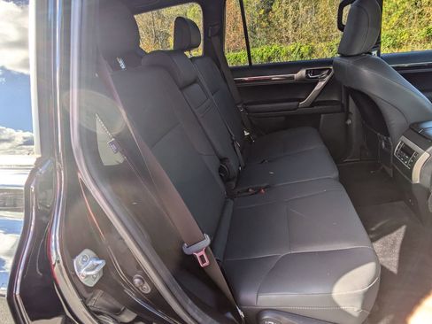 Used 2020 Lexus GX 460 Premium image 27