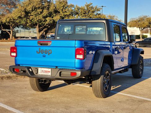 New 2026 Jeep Gladiator Sport AWD/4WD image 6