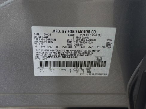 Used 2024 Ford Edge ST image 31