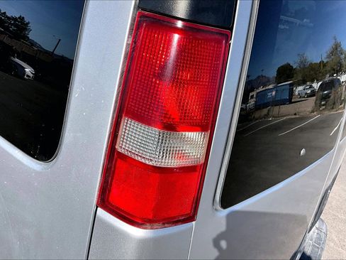 Used 2016 Chevrolet Express 3500 LT w/ LT Preferred Equipment Group image 25