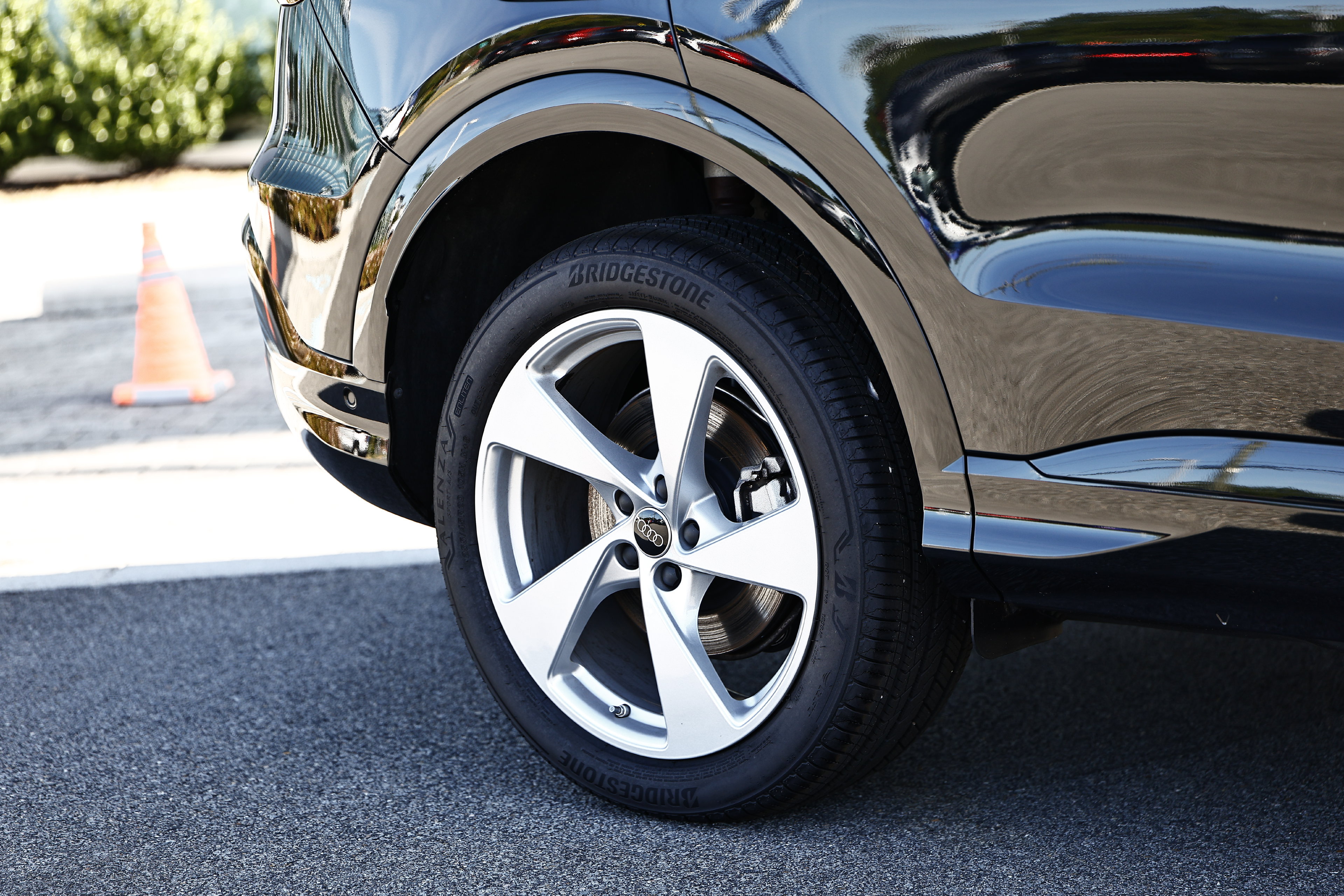 Certified 2025 Audi Q5 Premium Plus w/ Premium Plus AWD/4WD image 6