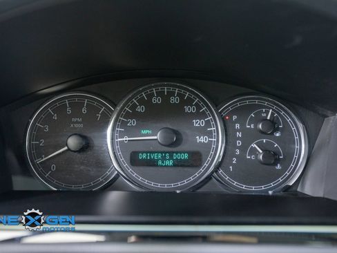 Used 2006 Buick LaCrosse CXL w/ Chrome Appearance Package FWD image 17
