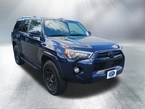 Used 2020 Toyota 4Runner SR5 Premium w/ Moonroof Package AWD/4WD image 8