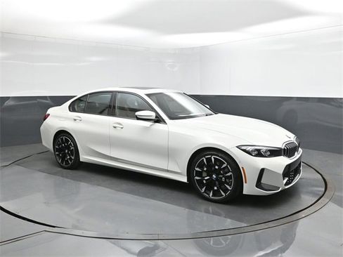 New 2026 BMW 330i xDrive 330i xDrive w/ M Sport Package image 17