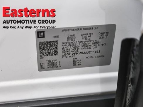 Used 2021 Chevrolet Traverse LS AWD/4WD image 35