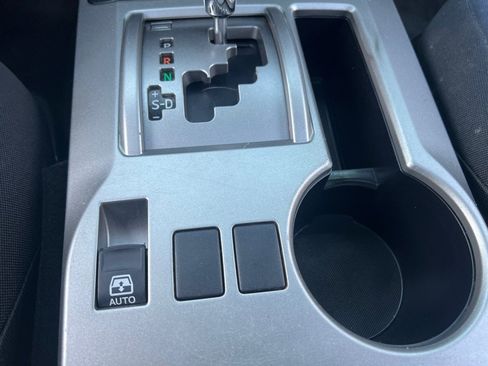 Used 2013 Toyota 4Runner SR5 w/ Convenience Pkg image 34