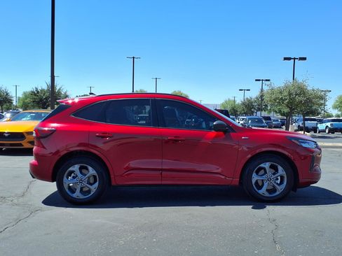 Certified 2023 Ford Escape ST-Line w/ Tech Pack #1 FWD image 7