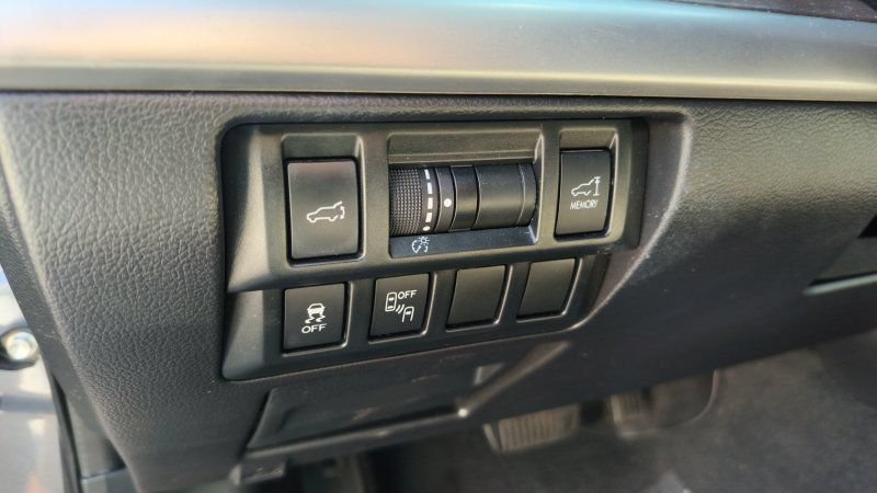 Used 2016 Subaru Outback 2.5i Limited w/ Popular Package #4 AWD/4WD image 16
