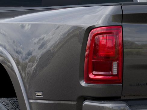 New 2026 RAM 3500 Limited AWD/4WD image 15