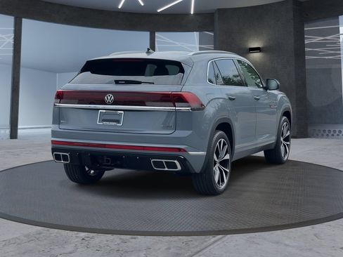 Used 2026 Volkswagen Atlas Cross Sport SEL Premium R-Line w/ MDO Package AWD/4WD image 4