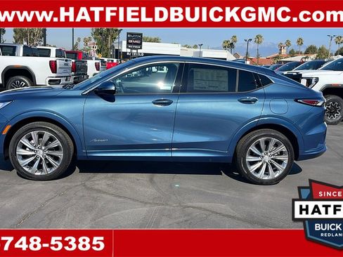 New 2025 Buick Envista Avenir image 2