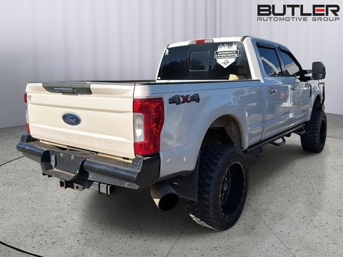 Used 2017 Ford F250 Lariat w/ Chrome Package AWD/4WD image 8