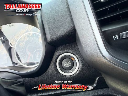 Used 2024 RAM 1500 Big Horn RWD image 24