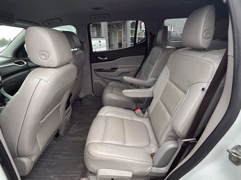 Used 2019 GMC Acadia SLT w/ LPO, Floor Liner Package image 12