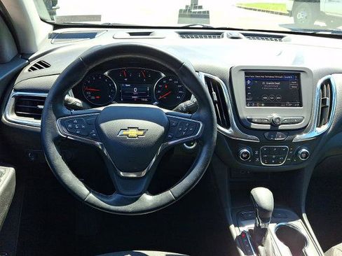 Certified 2023 Chevrolet Equinox LT AWD/4WD image 12