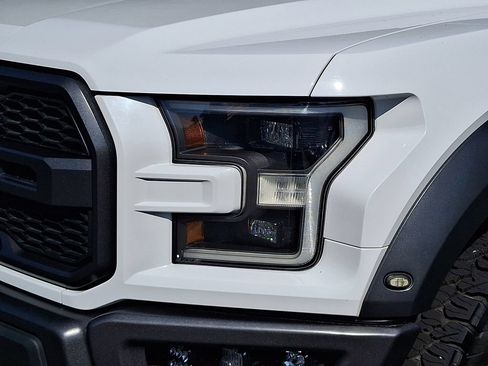 Used 2018 Ford F150 Raptor w/ Equipment Group 802A Luxury AWD/4WD image 9