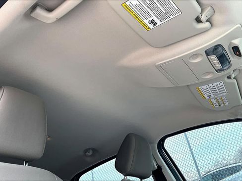 Used 2021 Ford EcoSport S image 14