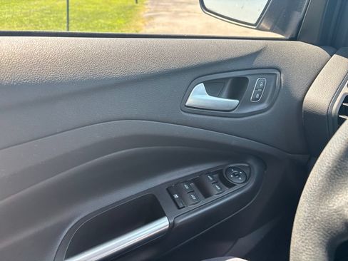 Used 2018 Ford Escape SE AWD/4WD image 15