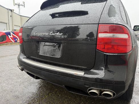 Used 2008 Porsche Cayenne Turbo AWD/4WD image 4