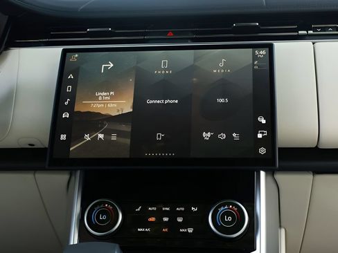 Used 2023 Land Rover Range Rover SE AWD/4WD image 22