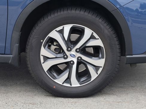 Used 2020 Subaru Outback Limited w/ Popular Package #2 AWD/4WD image 11