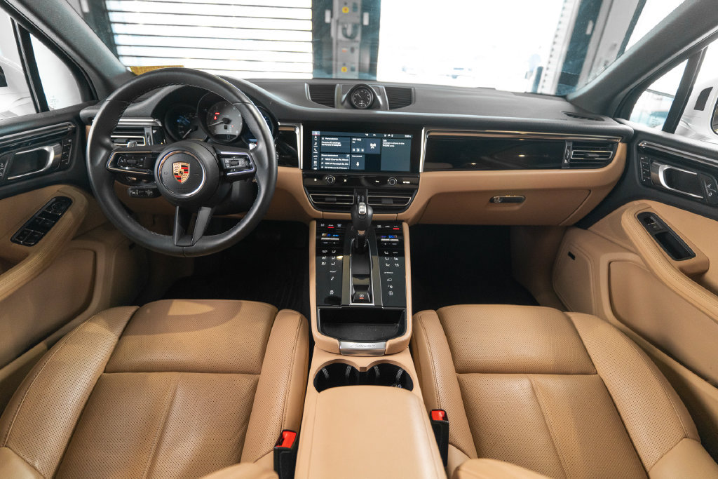 Certified 2023 Porsche Macan S AWD/4WD image 15