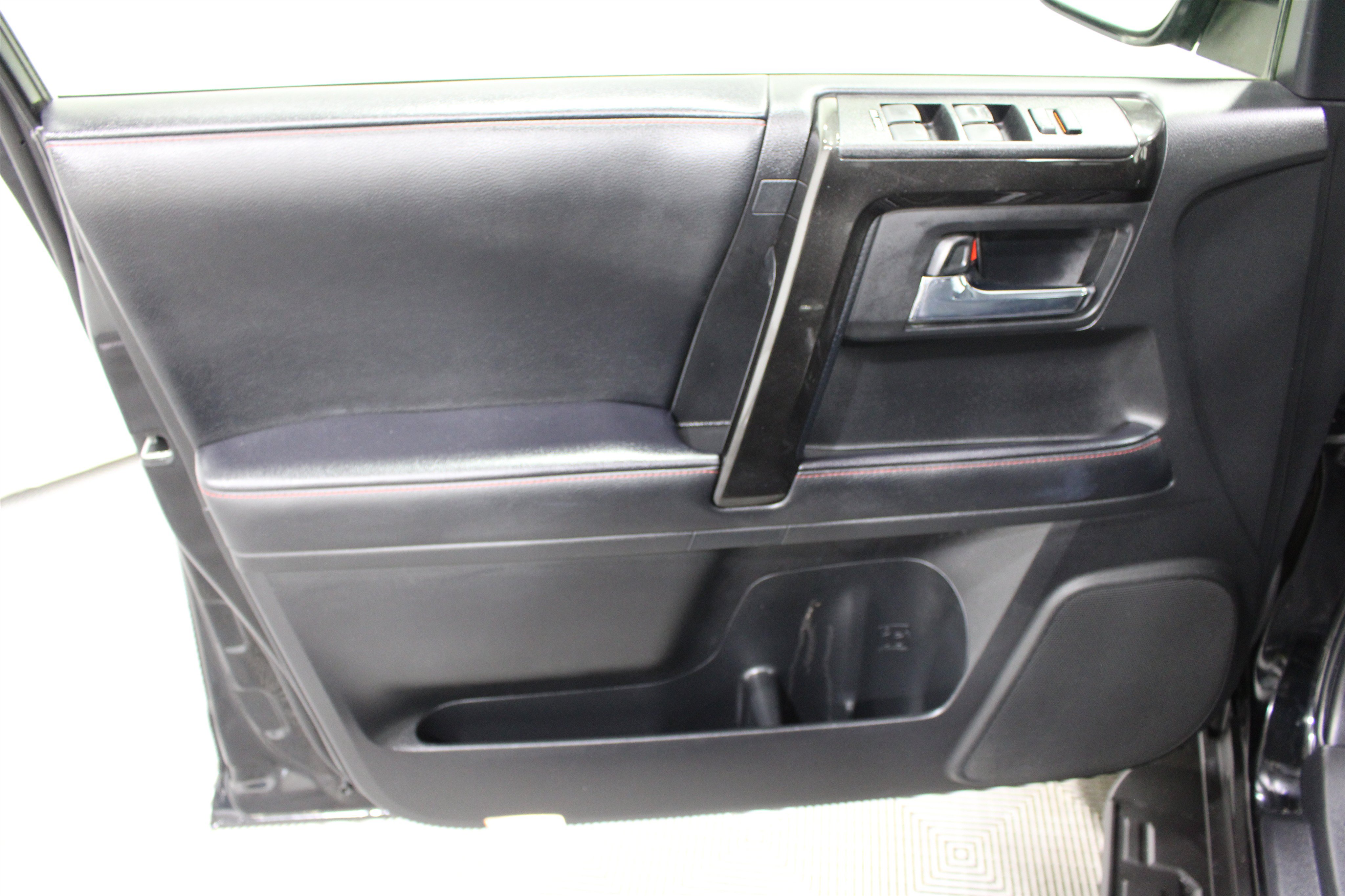 Used 2024 Toyota 4Runner TRD Pro AWD/4WD image 6