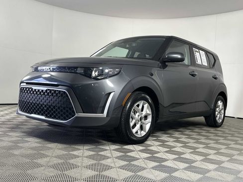 Used 2024 Kia Soul LX w/ Option Group 015 image 4