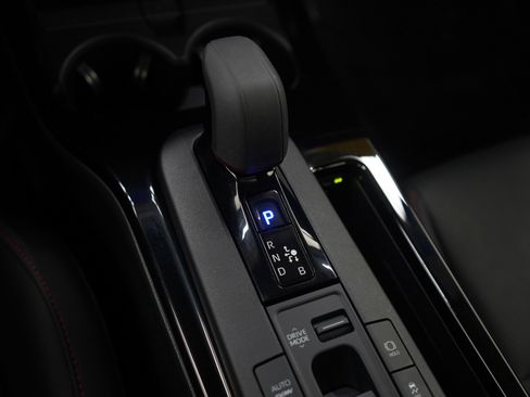 Used 2025 Toyota Prius Plug-In Hybrid image 22