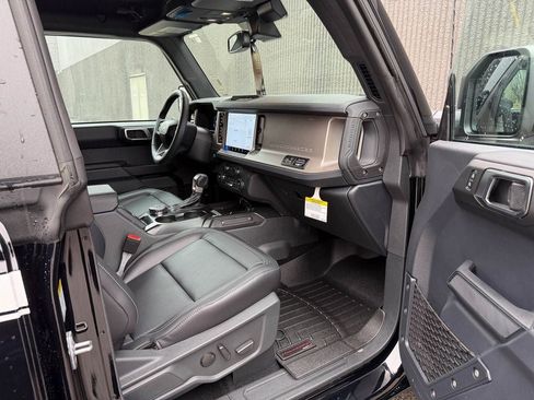New 2025 Ford Bronco Outer Banks image 28