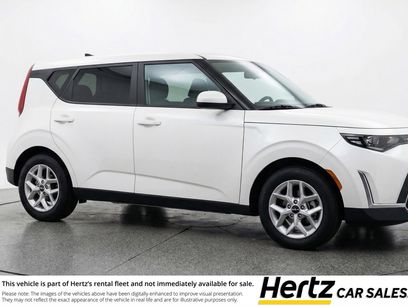Used 2025 Kia Soul LX w/ LX Technology Package